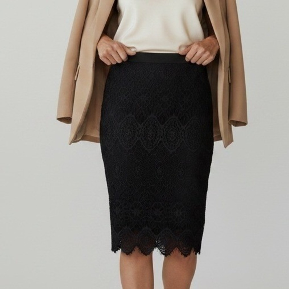Basement Collection Black Lace Pencil Skirt Size M Floral Scalloped Goth Boho